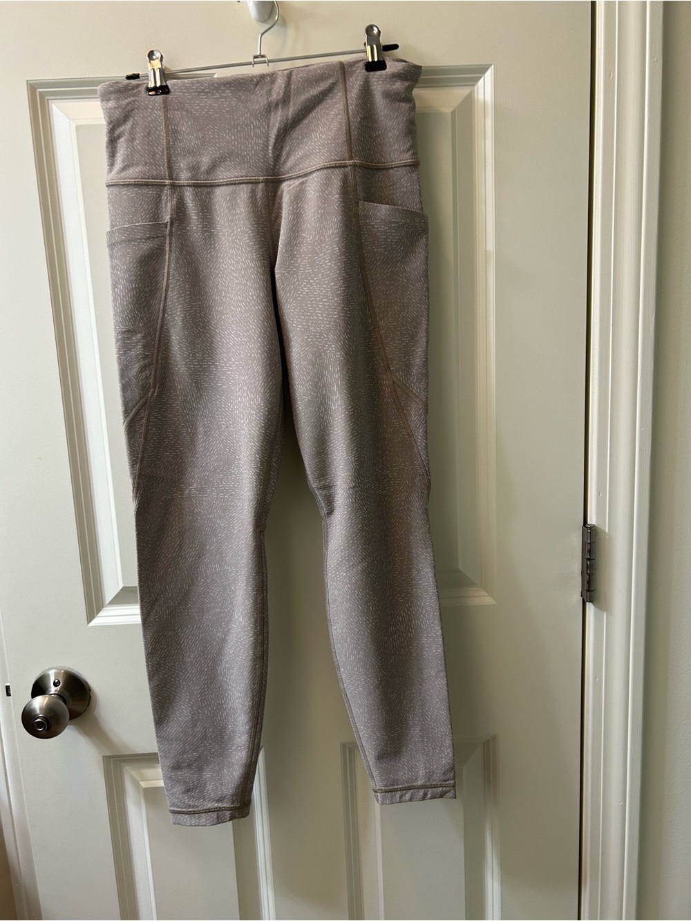 Athleta Light Gray High-Rise Pocket Leggings